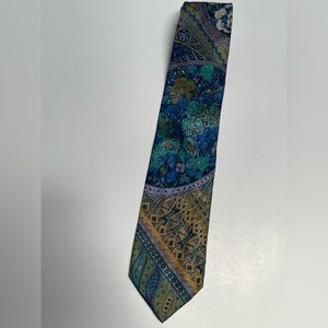 Brioni silk tie
